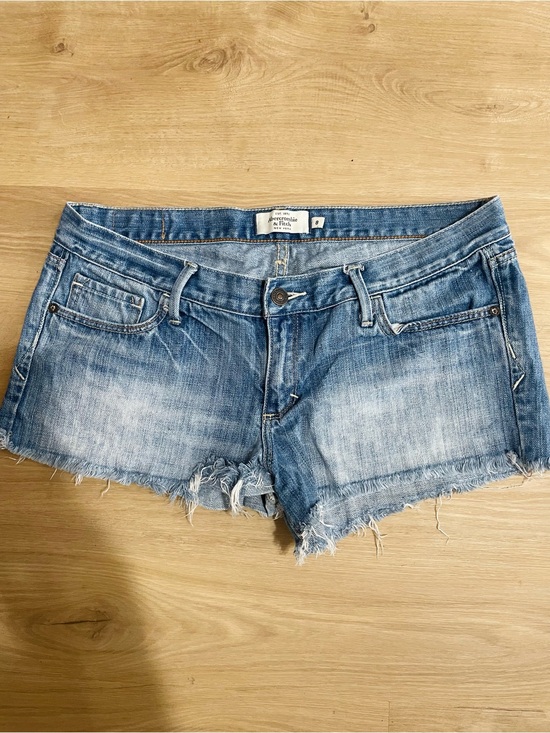 Abercrombie & Fitch Pants - Denim Cutoff Shorts in Light Blue - Women